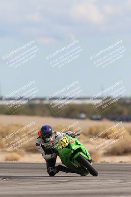 media/Nov-16-2025-Race Pace (Sun) [[8c5fa54630]]/Verified Riders/9-Turn 16 (150pm)/